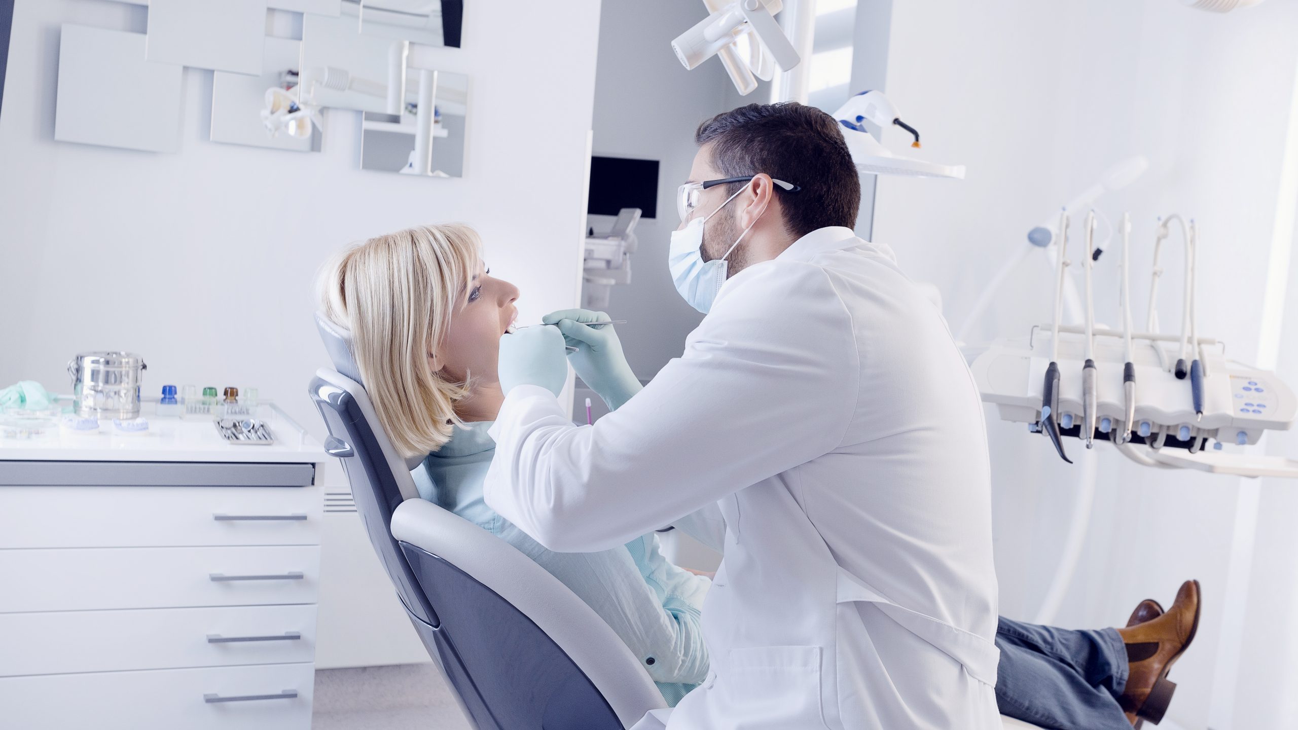 Dentist in Hitchcock, TX